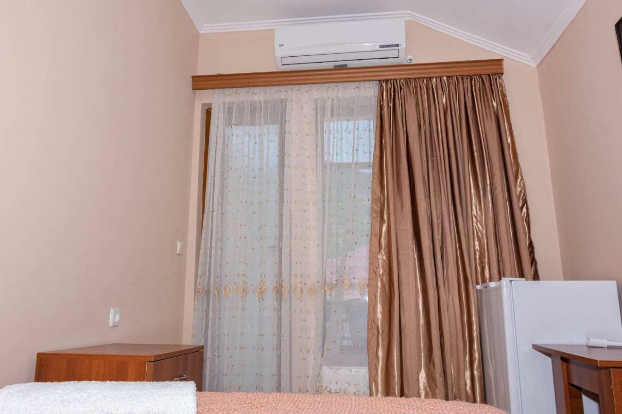 Shera Hotel Borjomi Esterno foto
